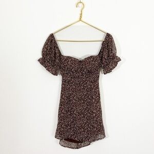 The Reset Small Brown Pink Ditsy Floral Sweetheart Neck Mini Dress Puff‎ Sleeve